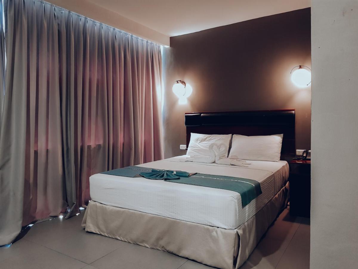 טליסיי Dosi Hotel Ph מראה חיצוני תמונה