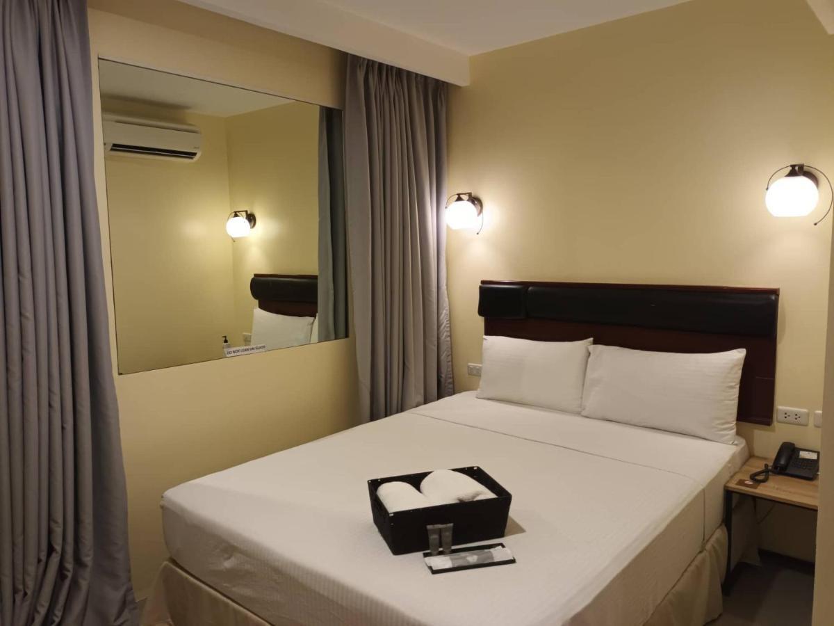 טליסיי Dosi Hotel Ph מראה חיצוני תמונה